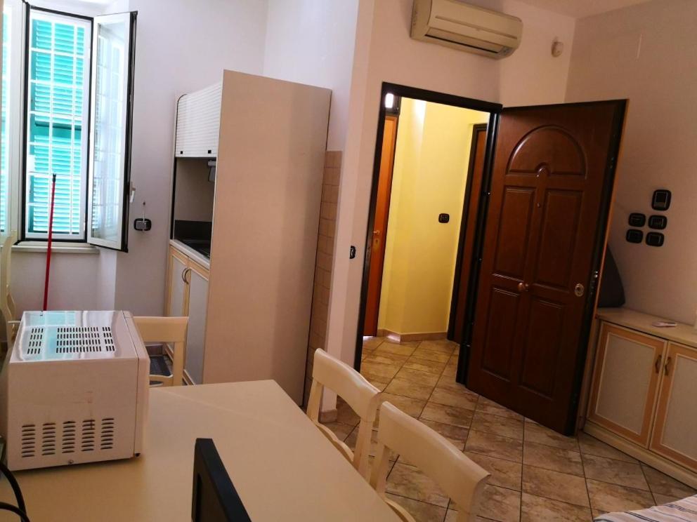 Flats 15 - New Opening Lejlighed *